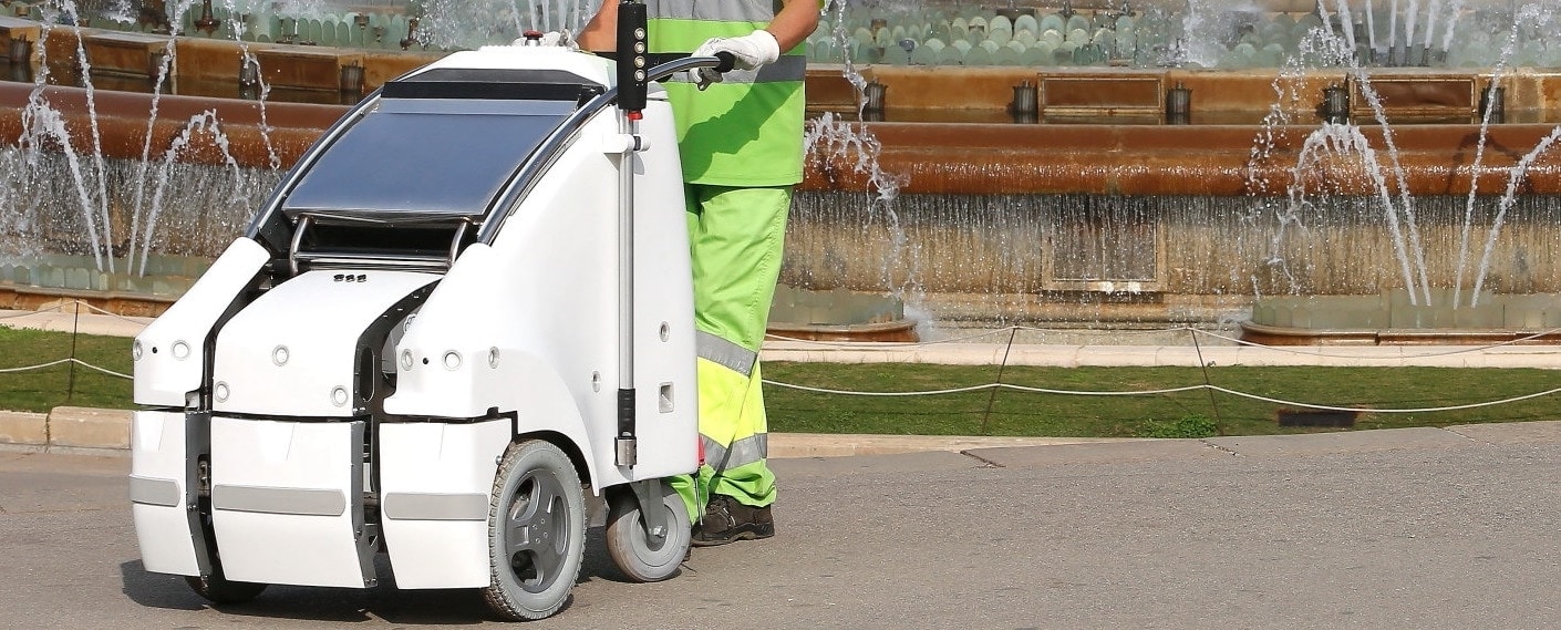 robot innovation street cleaner in barcelona