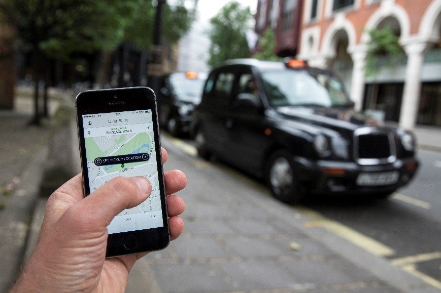 Uber como alternativa al taxi Uber como alternativa al taxi