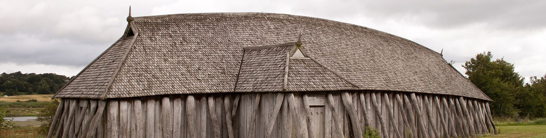 Reconstruction of a Viking house in Fyrkat